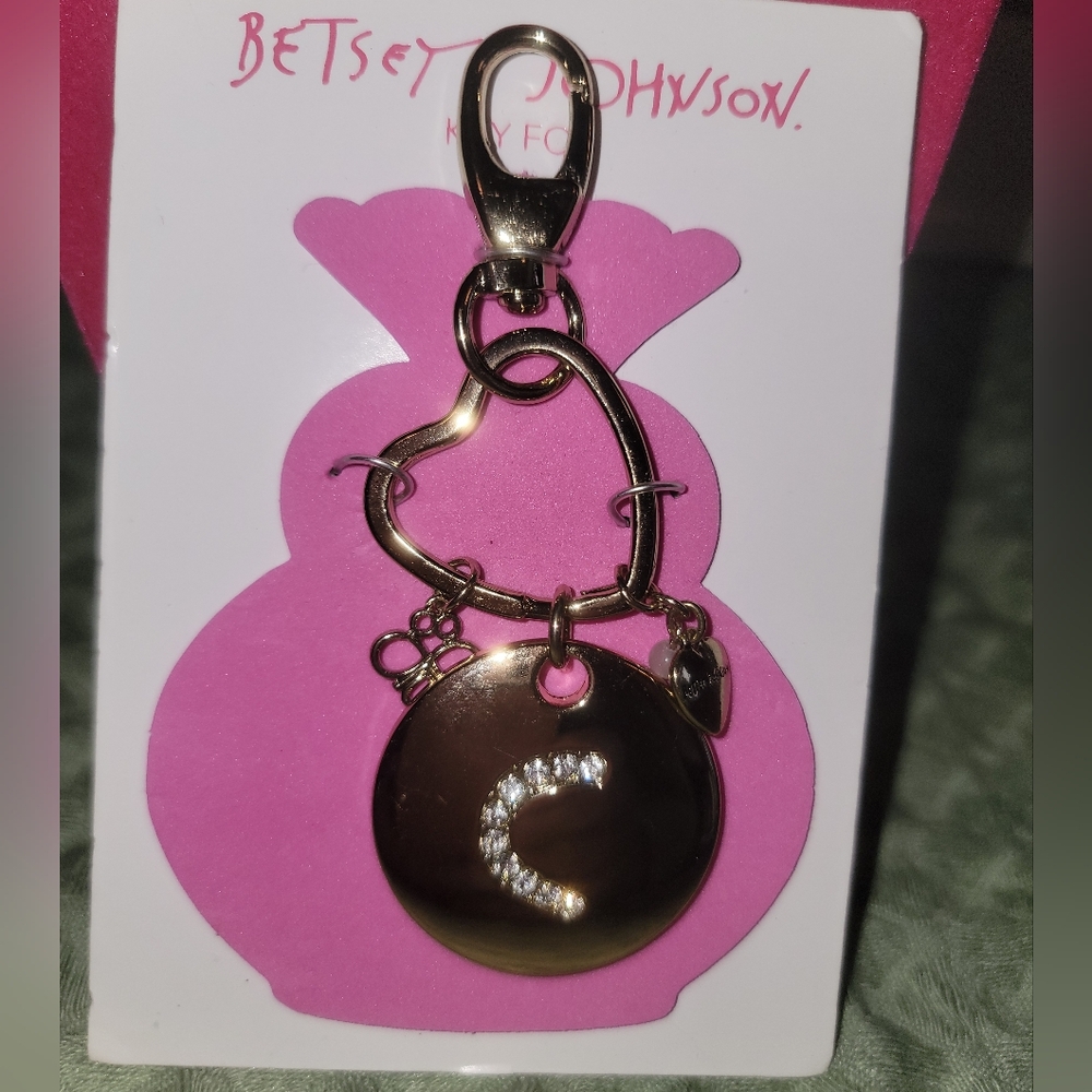 NEW NWT Betsey Johnson Gold Keychain with C Crystal Initial